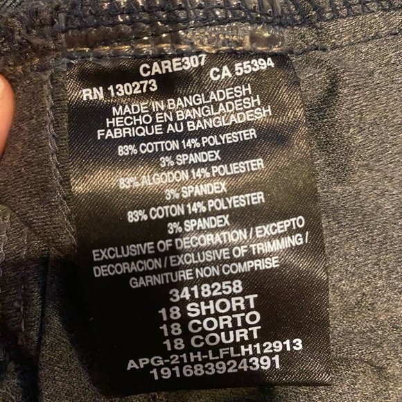 Lee SLIM FIT STRAIGHT LEG PULL ON JEAN size 18 short mid rise dark wash - Picture 5 of 6